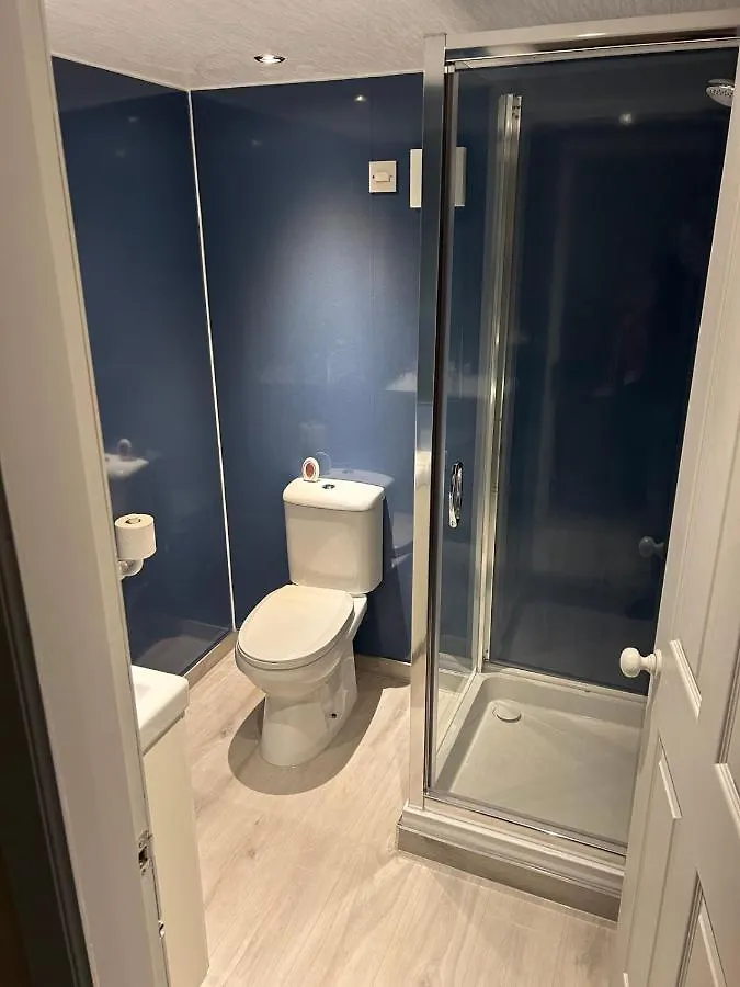 2-Level Apartment Aberdeen
